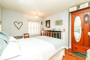 Photo 1- click for photo gallery